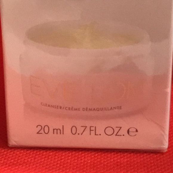 EVE LOM - Cleanser Crème 0.7 Oz with Muslin Cloth New - Picture 2 of 5